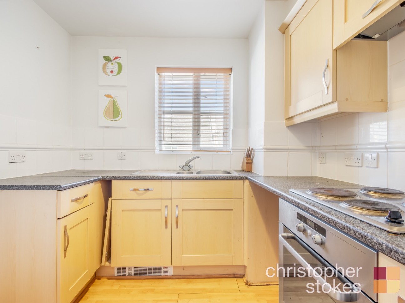 Plomer Avenue, Hoddesdon, Hertfordshire, EN11 9FS