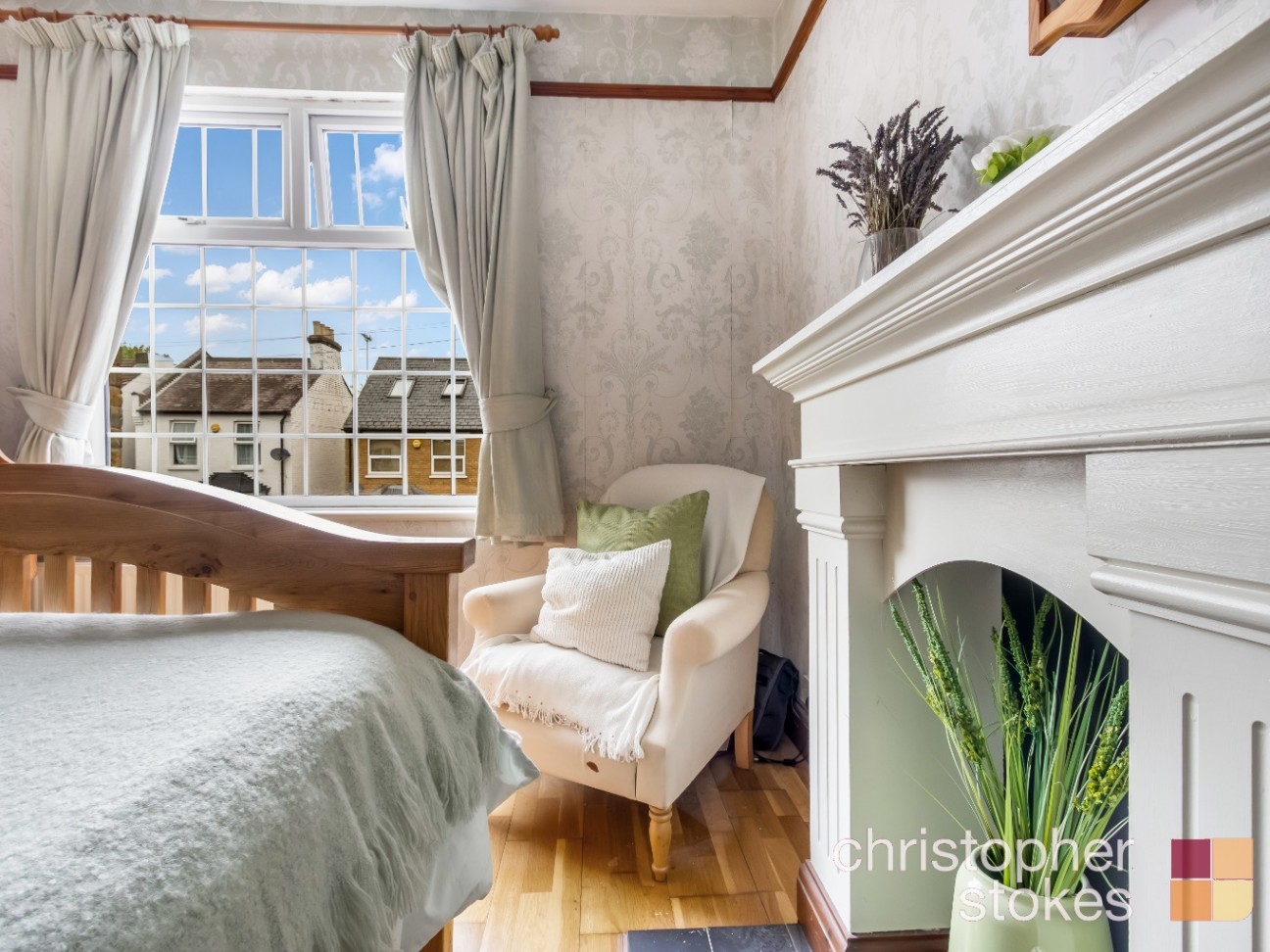 Chestnut Road, Enfield, Greater London, EN3 6SX