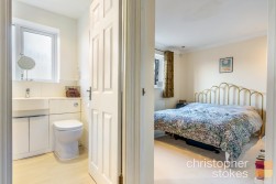 Denny Gate, Cheshunt, Hertfordshire, EN8 0XF