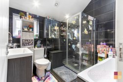 Maidenhead Yard, Hertford, Hertfordshire, SG14 1SZ