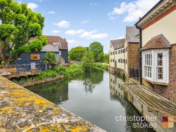 Maidenhead Yard, Hertford, Hertfordshire, SG14 1SZ