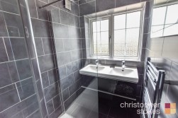 Edinburgh Crescent, Waltham Cross, Hertfordshire, EN8 7QX