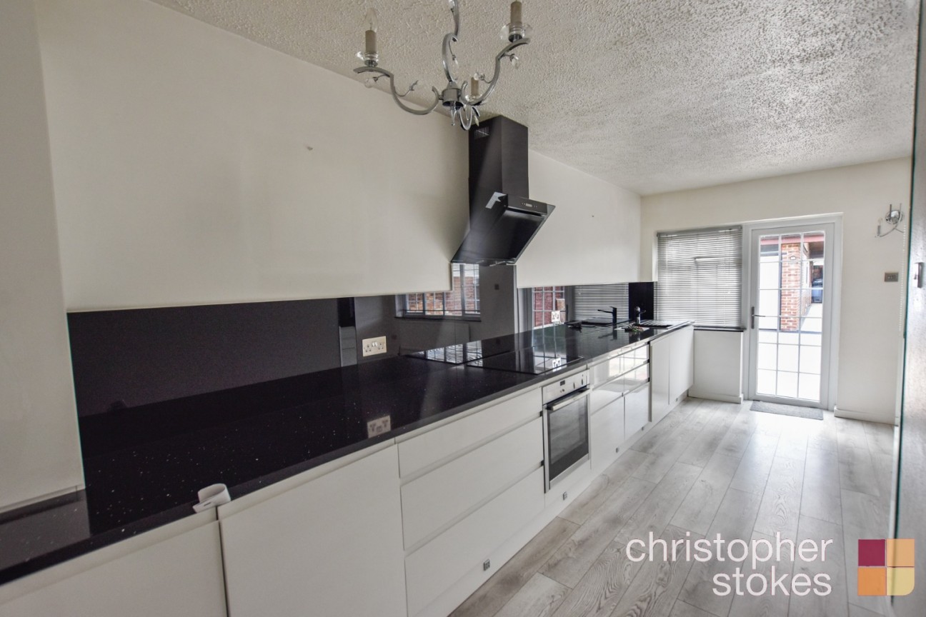 Edinburgh Crescent, Waltham Cross, Hertfordshire, EN8 7QX