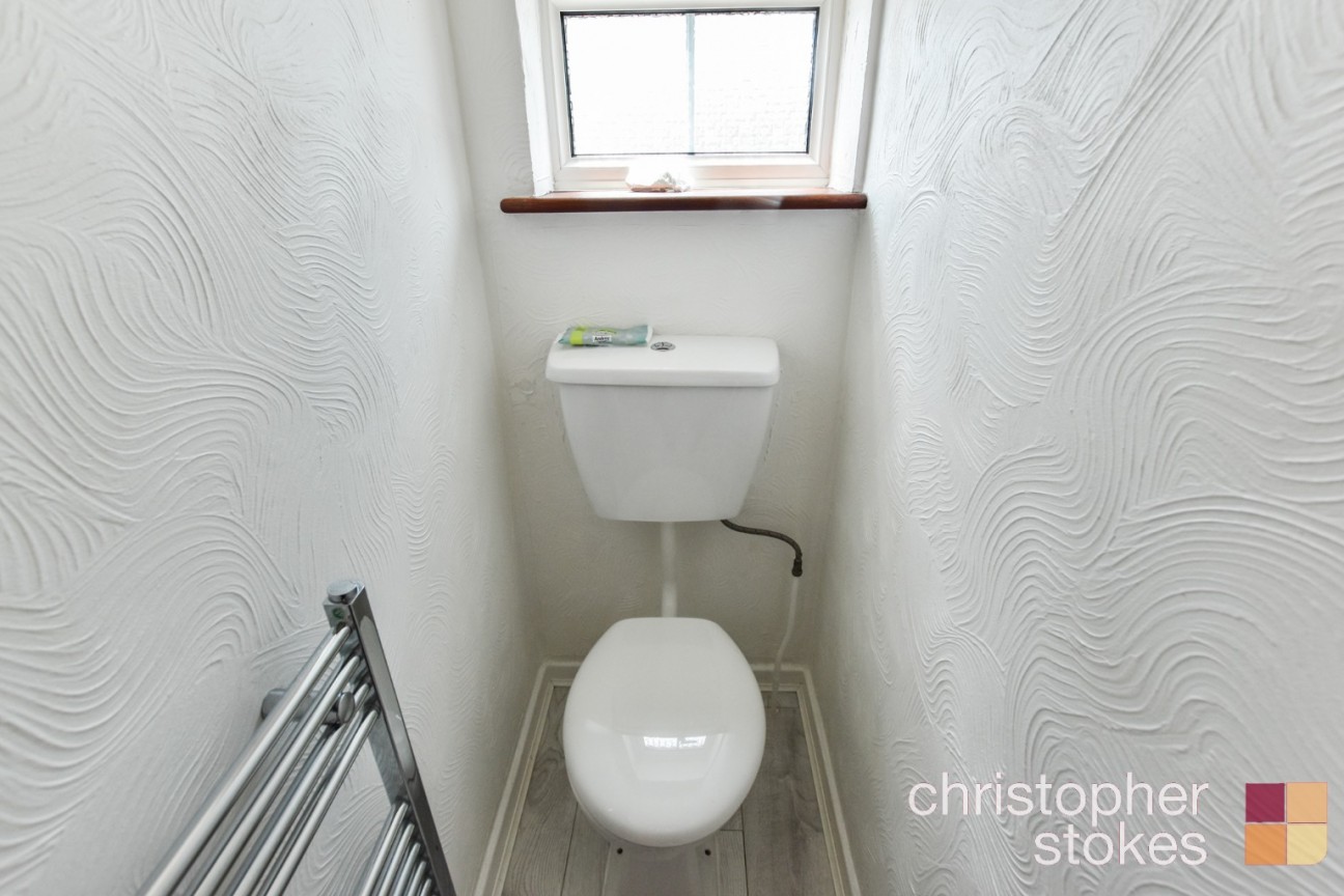Edinburgh Crescent, Waltham Cross, Hertfordshire, EN8 7QX