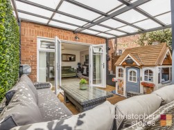 Brampton Close, Cheshunt, Hertfordshire, EN7 6HZ