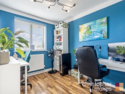 Brampton Close, Cheshunt, Hertfordshire, EN7 6HZ