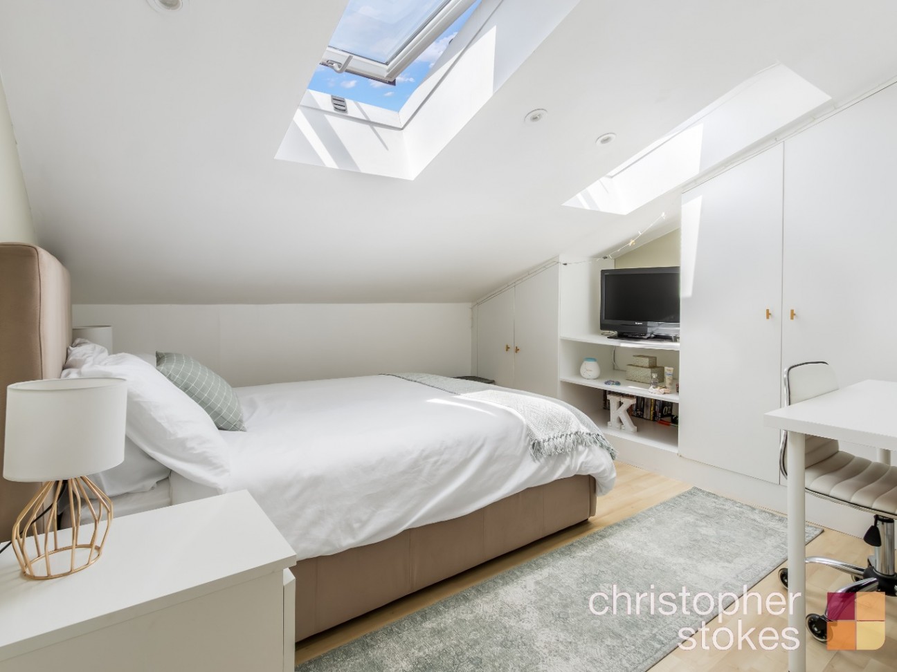Brampton Close, Cheshunt, Hertfordshire, EN7 6HZ