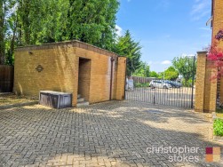 Westgate Court, Waltham Cross, Greater London, EN8 8RZ