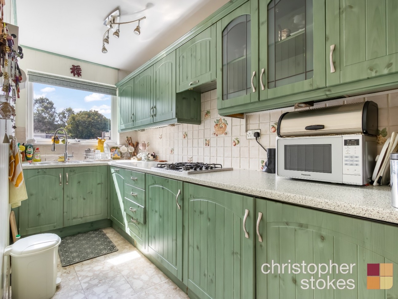 Crossfield Road, Hoddesdon, Hertfordshire, EN11 0HL