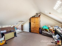 Bullwell Crescent, Cheshunt, Hertfordshire, EN8 9HG