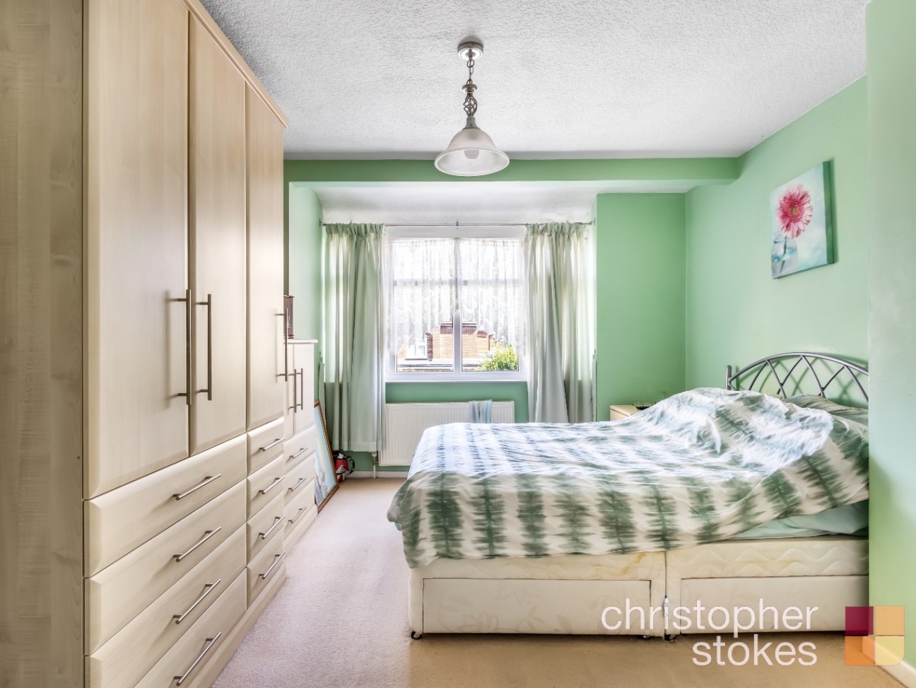 Bullwell Crescent, Cheshunt, Hertfordshire, EN8 9HG