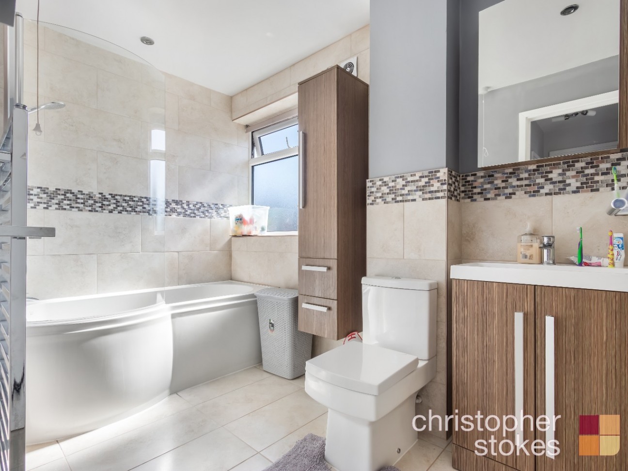 Fern Close, Broxbourne, Hertfordshire, EN10 6NZ