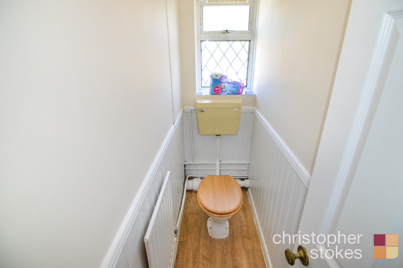 Shaw Close, Cheshunt, Hertfordshire, EN8 0HD