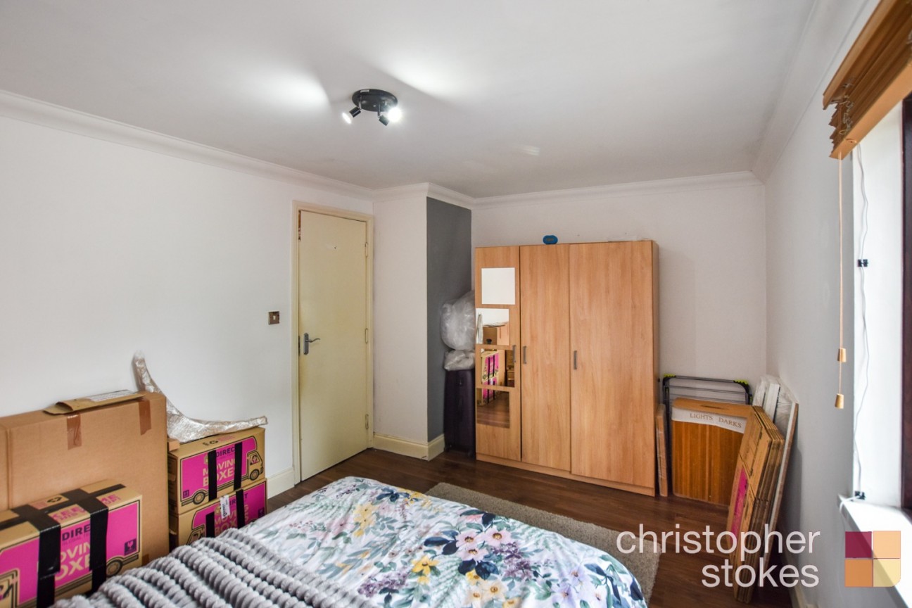 Guinevere Gardens, Cheshunt, Hertfordshire, EN8 8EJ