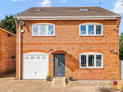 Brookfield Lane West, Cheshunt, Hertfordshire, EN8 0QH