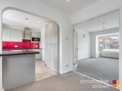 Rushleigh Avenue, Cheshunt,Hertfordshire, EN8 8QF