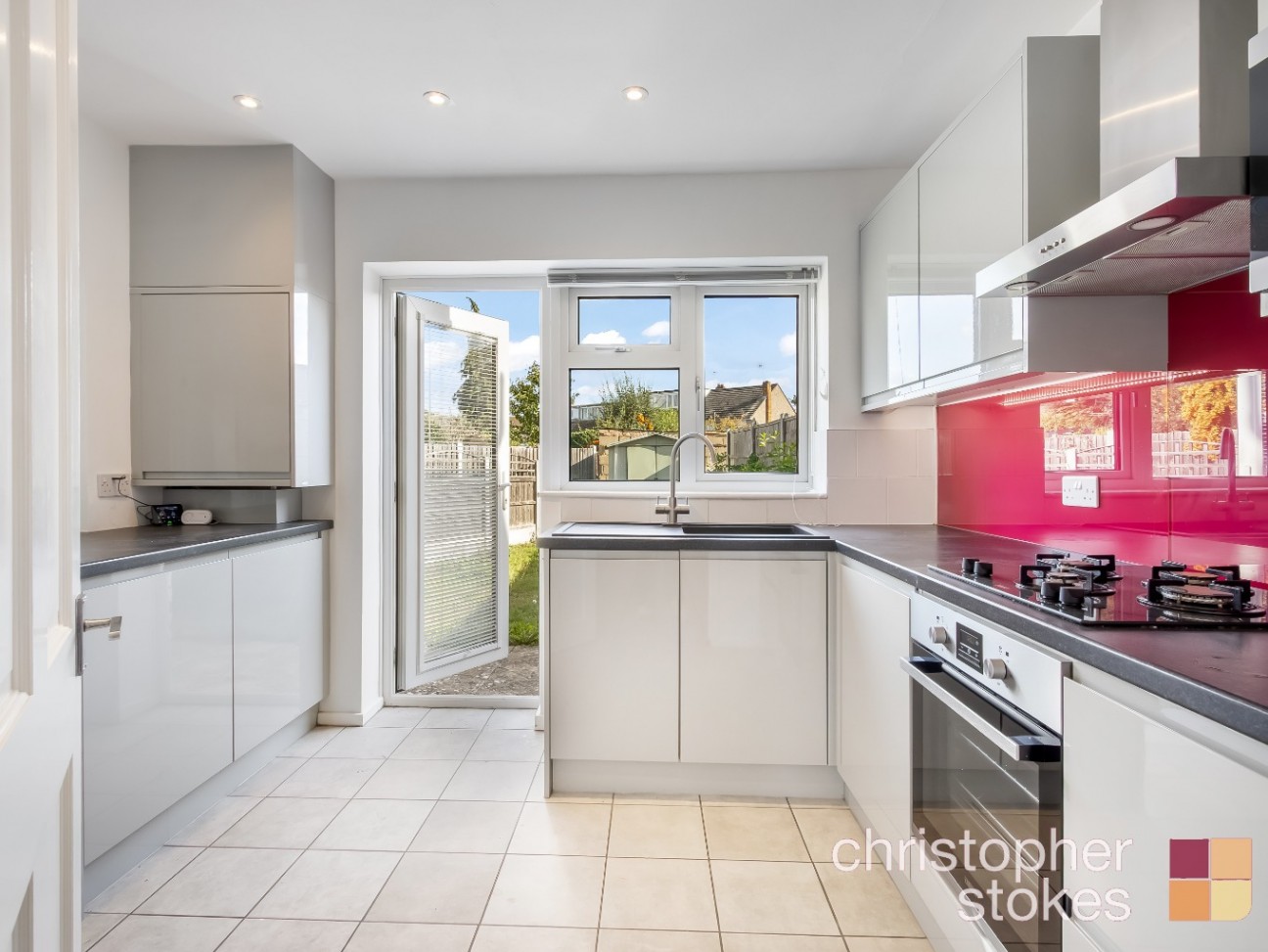 Rushleigh Avenue, Cheshunt,Hertfordshire, EN8 8QF