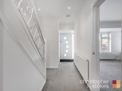 Rushleigh Avenue, Cheshunt,Hertfordshire, EN8 8QF