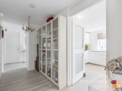 Elderbek Close, Cheshunt, Hertfordshire, EN7 6HT