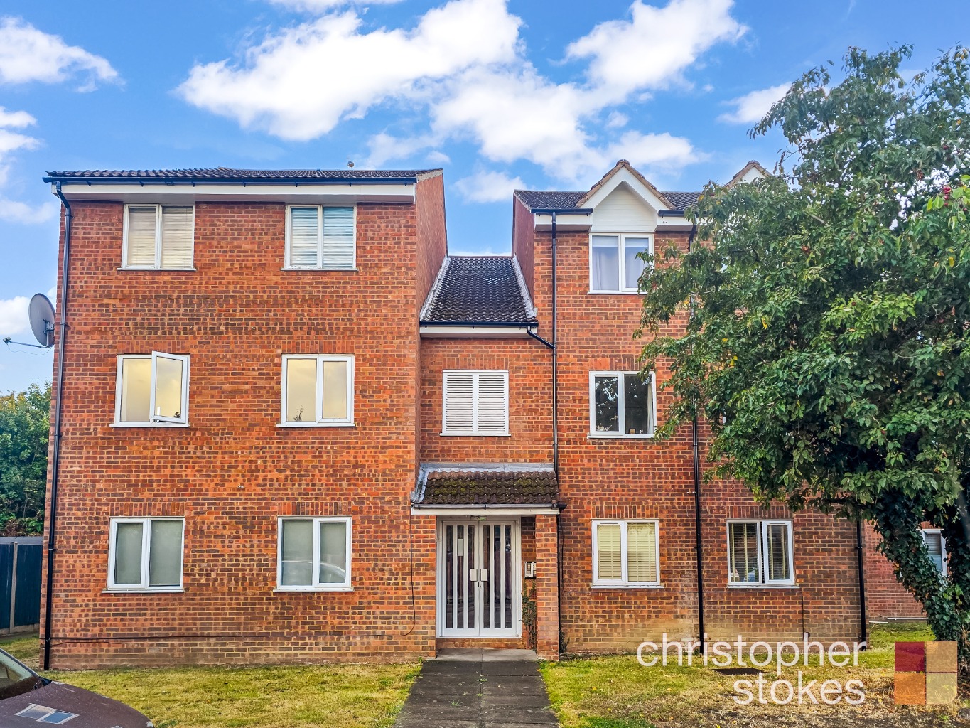 Cranleigh Close, Cheshunt, Hertfordshire, EN7 6HJ