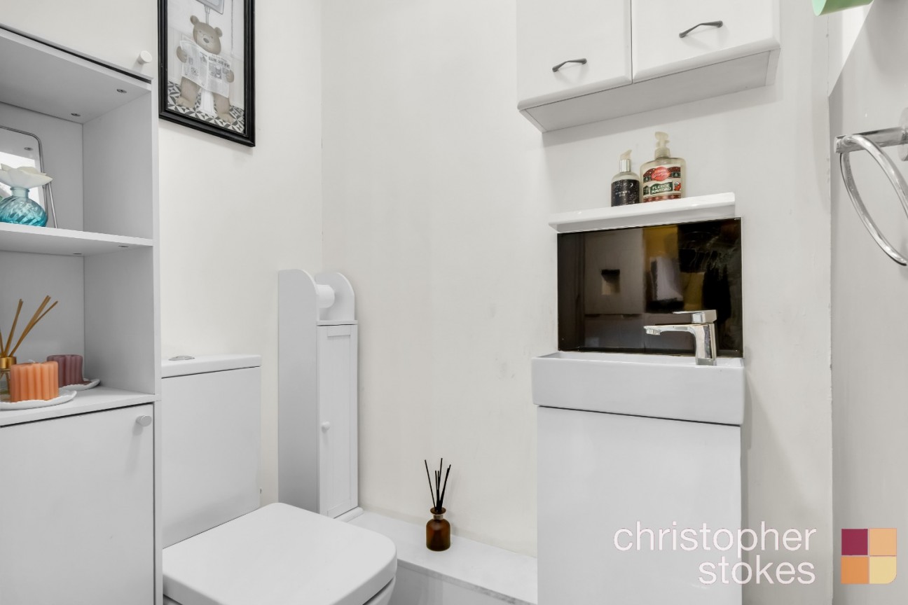 Smarts Green, Cheshunt, Hertfordshire, EN7 6BD