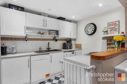 Smarts Green, Cheshunt, Hertfordshire, EN7 6BD