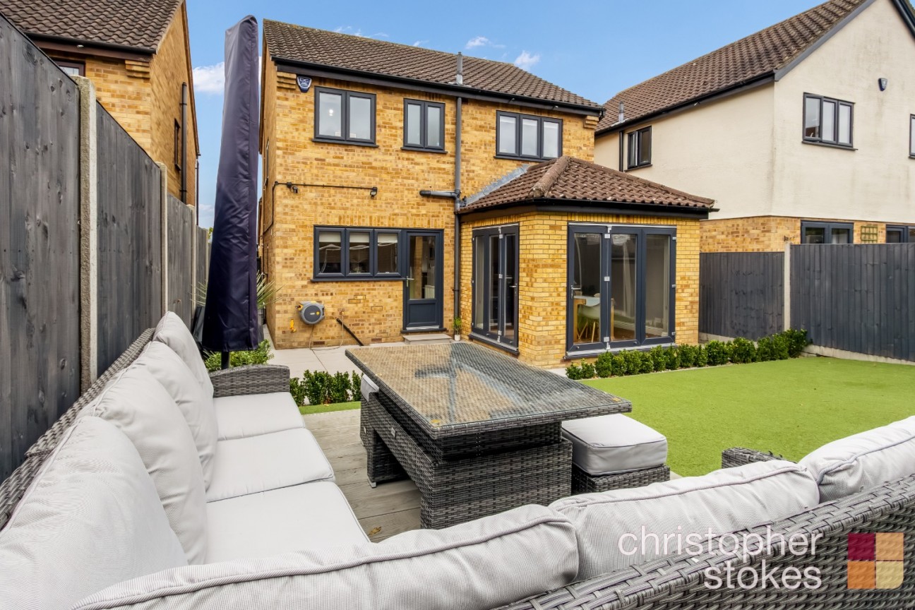 Springwood, Cheshunt, Hertfordshire, EN7 6AZ