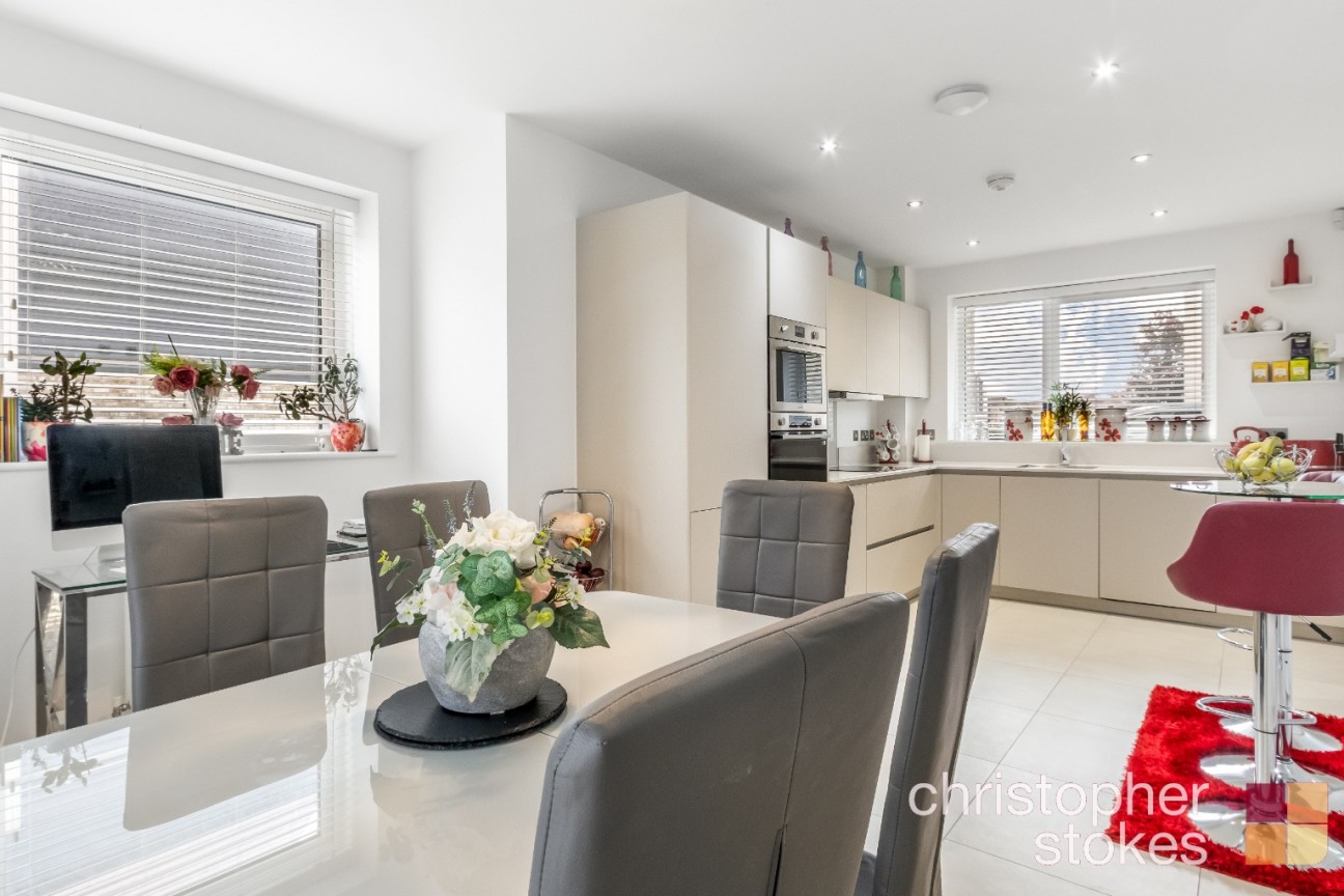 Limes Avenue, Waltham Cross, Hertfordshire, EN8 7FR