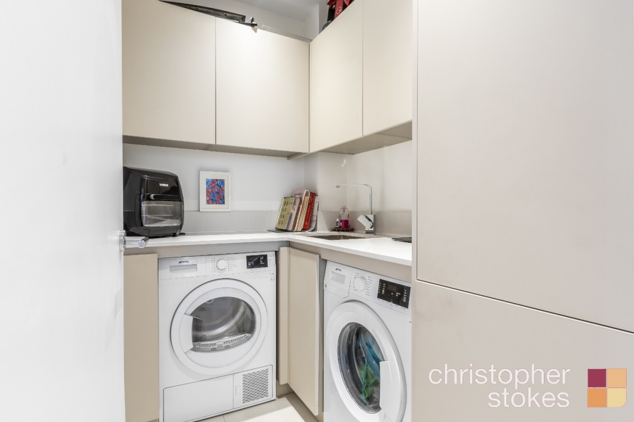 Limes Avenue, Waltham Cross, Hertfordshire, EN8 7FR