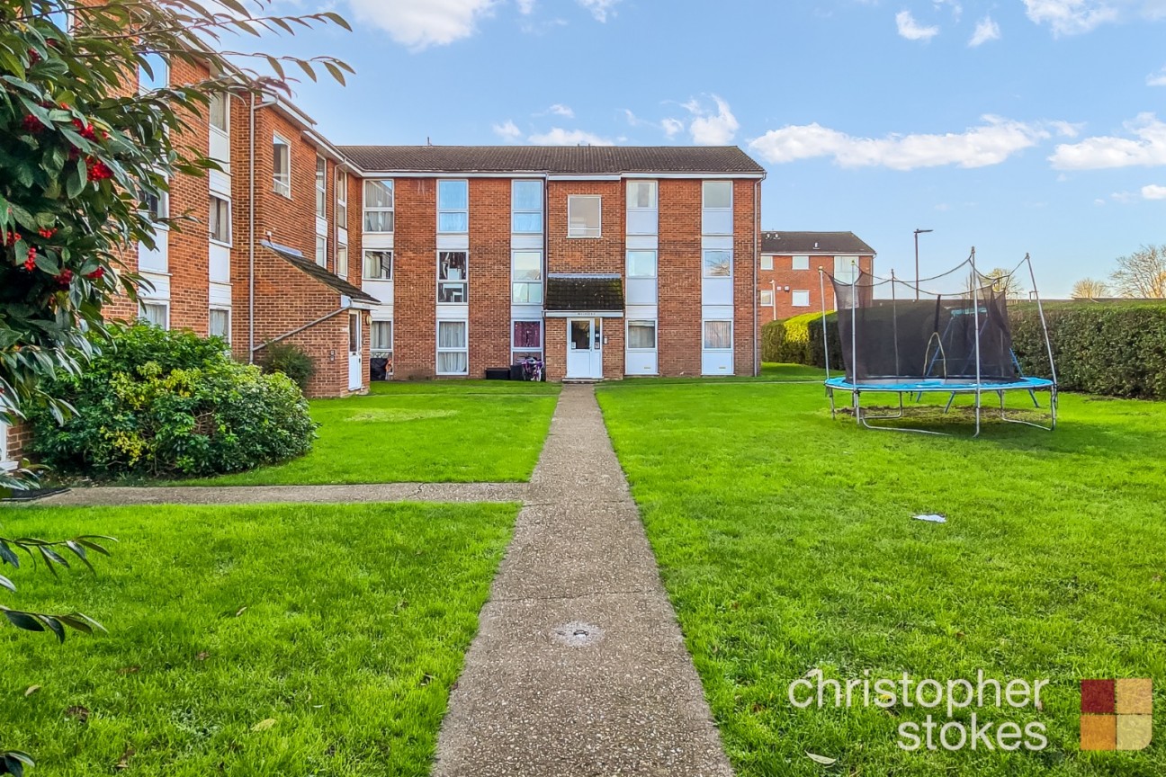 Clyfton Close, Broxbourne, Hertfordshire, EN10 6NX