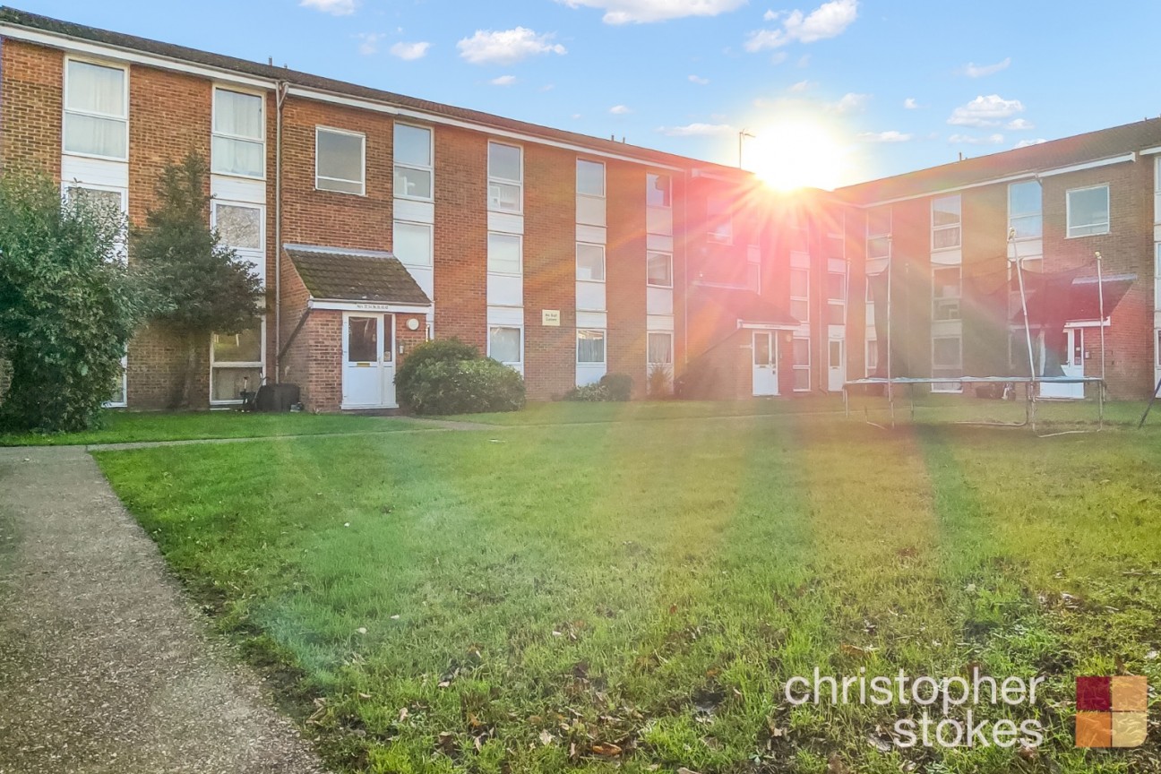 Clyfton Close, Broxbourne, Hertfordshire, EN10 6NX