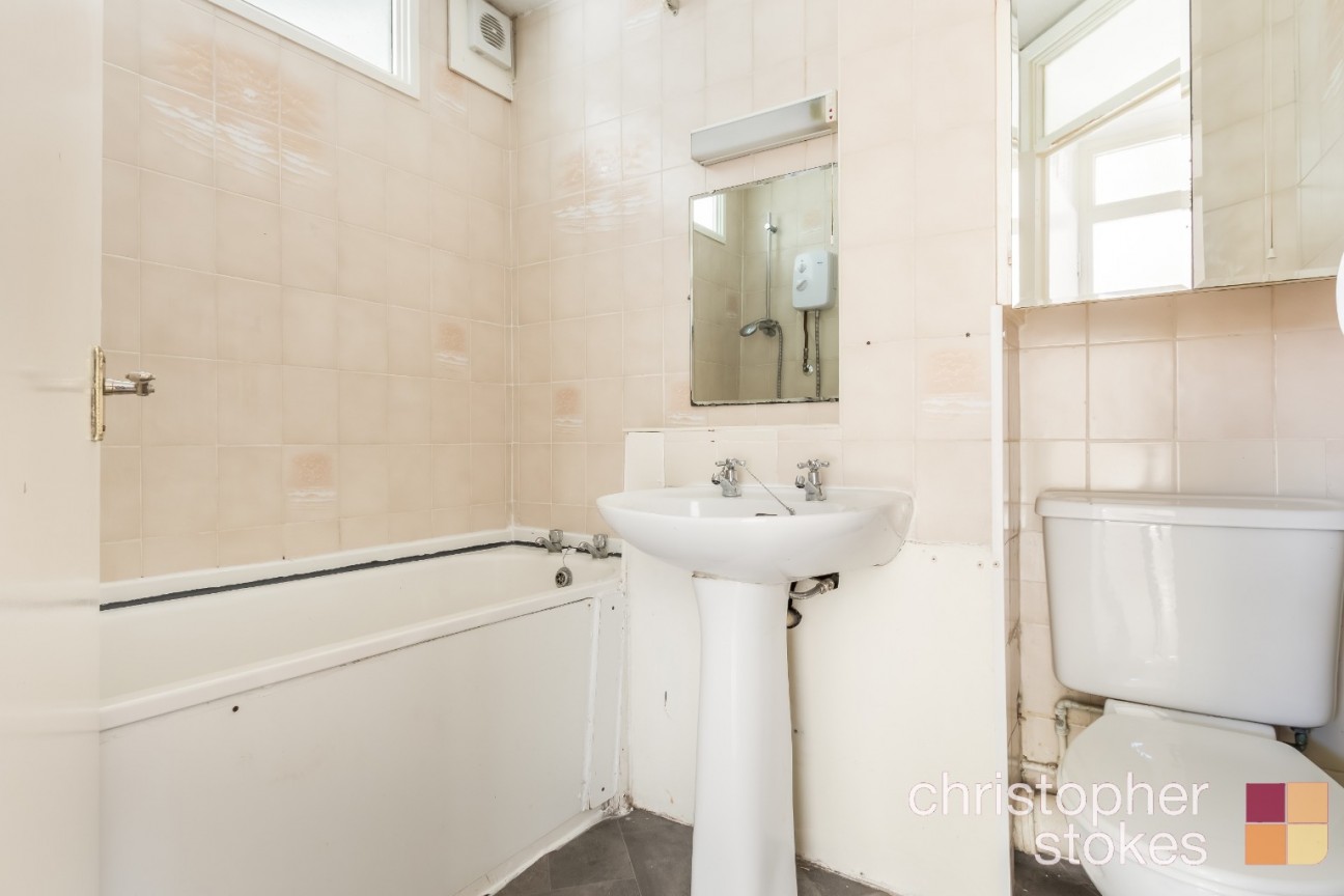 Clyfton Close, Broxbourne, Hertfordshire, EN10 6NX