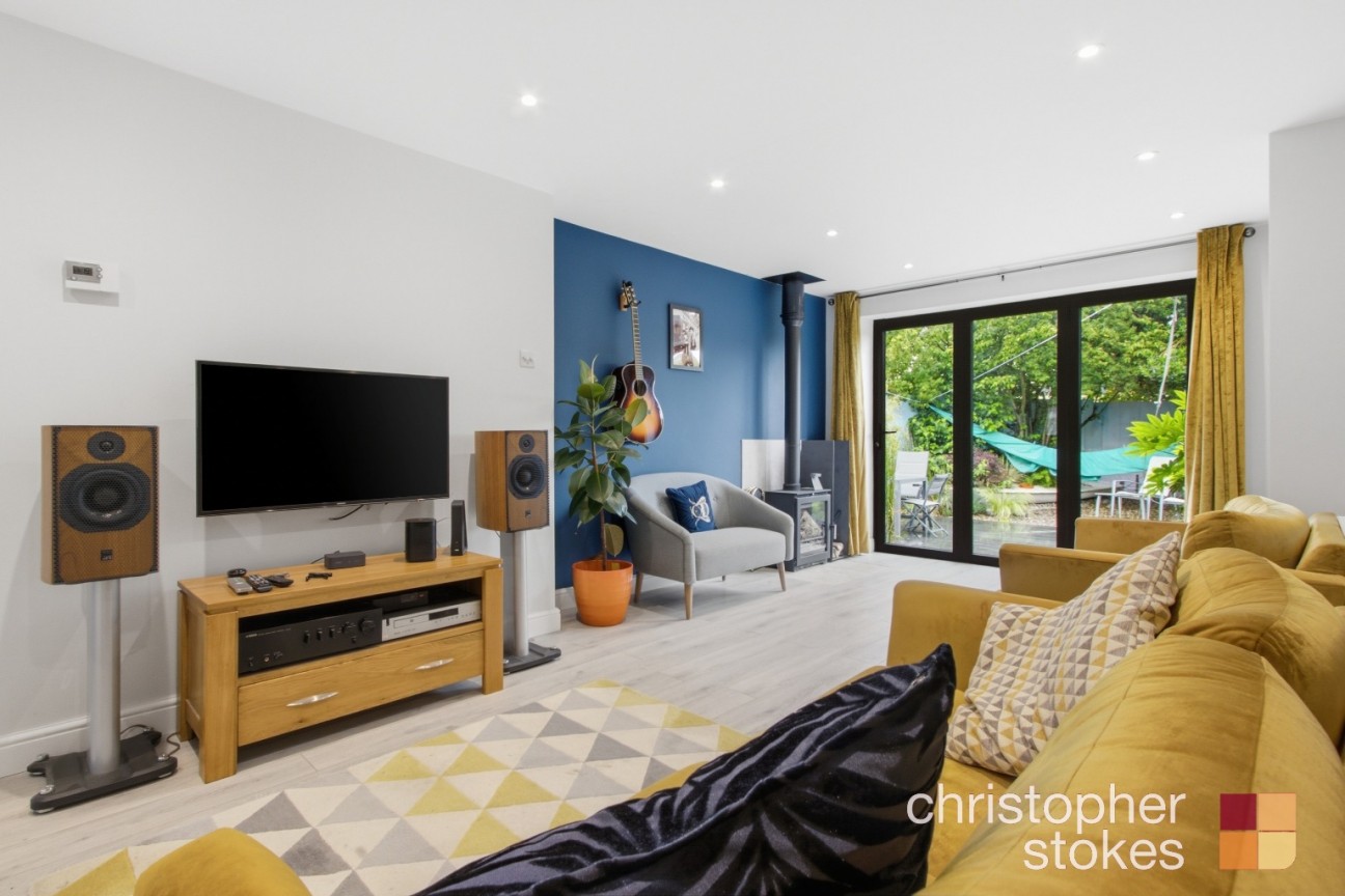 Parrotts Field, Hoddesdon, Hertfordshire, EN11 0QX