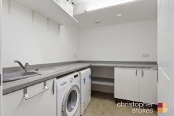 Parrotts Field, Hoddesdon, Hertfordshire, EN11 0QX