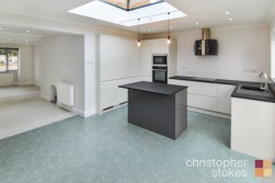 Springfield Road, Cheshunt, Hertfordshire, EN8 8TQ