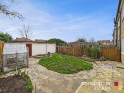 Salisbury Crescent, Waltham Cross, Hertfordshire, EN8 8SH