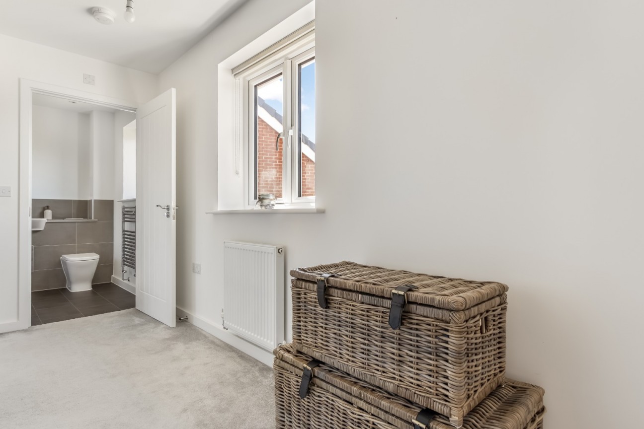 St Johns Road, Goffs Oak, Hertfordshire EN7 5PN