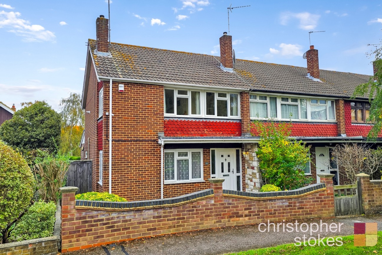 Roselands Avenue, Hoddesdon, Hertfordshire, EN11 9BA