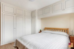 Roselands Avenue, Hoddesdon, Hertfordshire, EN11 9BA