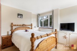 Roselands Avenue, Hoddesdon, Hertfordshire, EN11 9BA