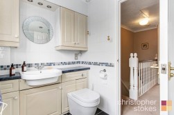 Roselands Avenue, Hoddesdon, Hertfordshire, EN11 9BA