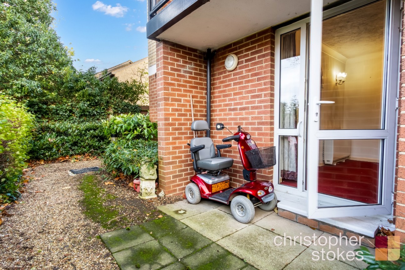 Edwards Court, Turners Hill, Hertfordshire, EN8 8SA