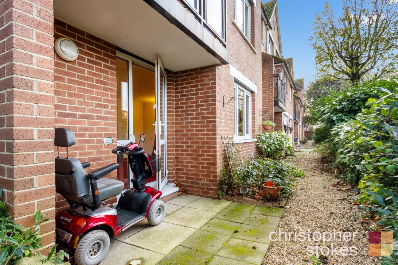 Edwards Court, Turners Hill, Hertfordshire, EN8 8SA