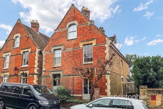 Rose Vale, Hoddesdon, Hertfordshire, EN11 8NR