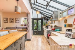 Rose Vale, Hoddesdon, Hertfordshire, EN11 8NR