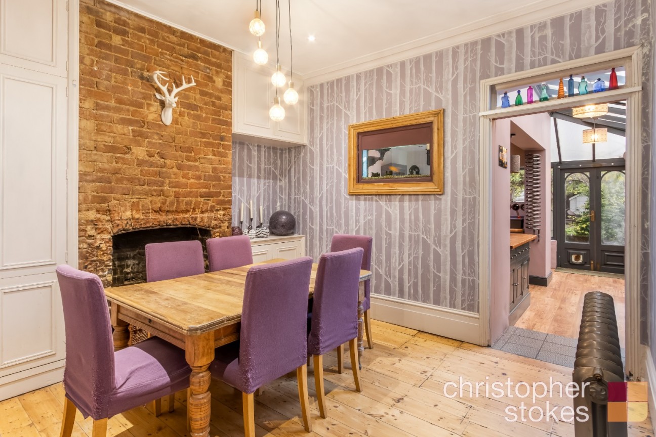 Rose Vale, Hoddesdon, Hertfordshire, EN11 8NR