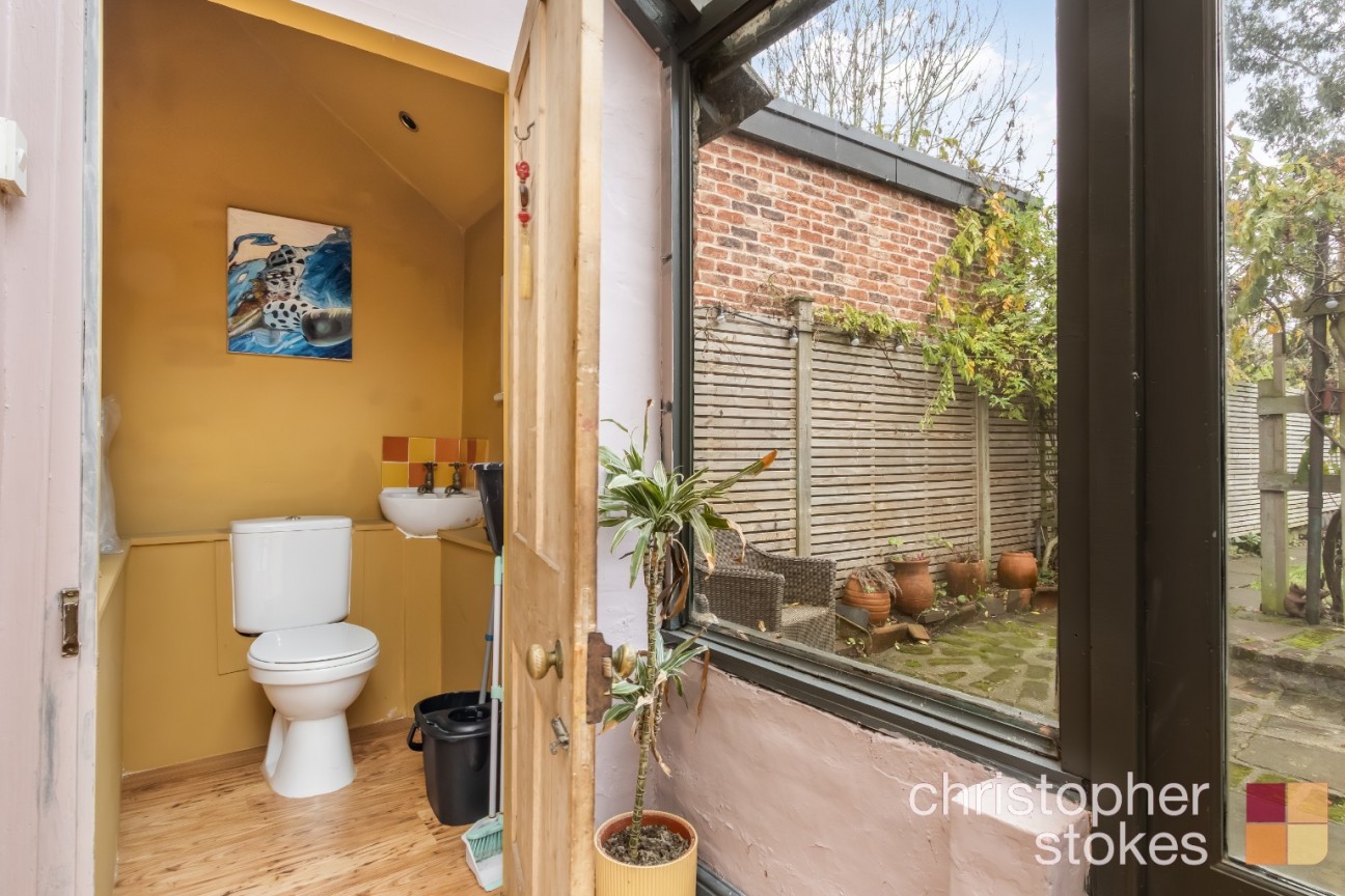 Rose Vale, Hoddesdon, Hertfordshire, EN11 8NR