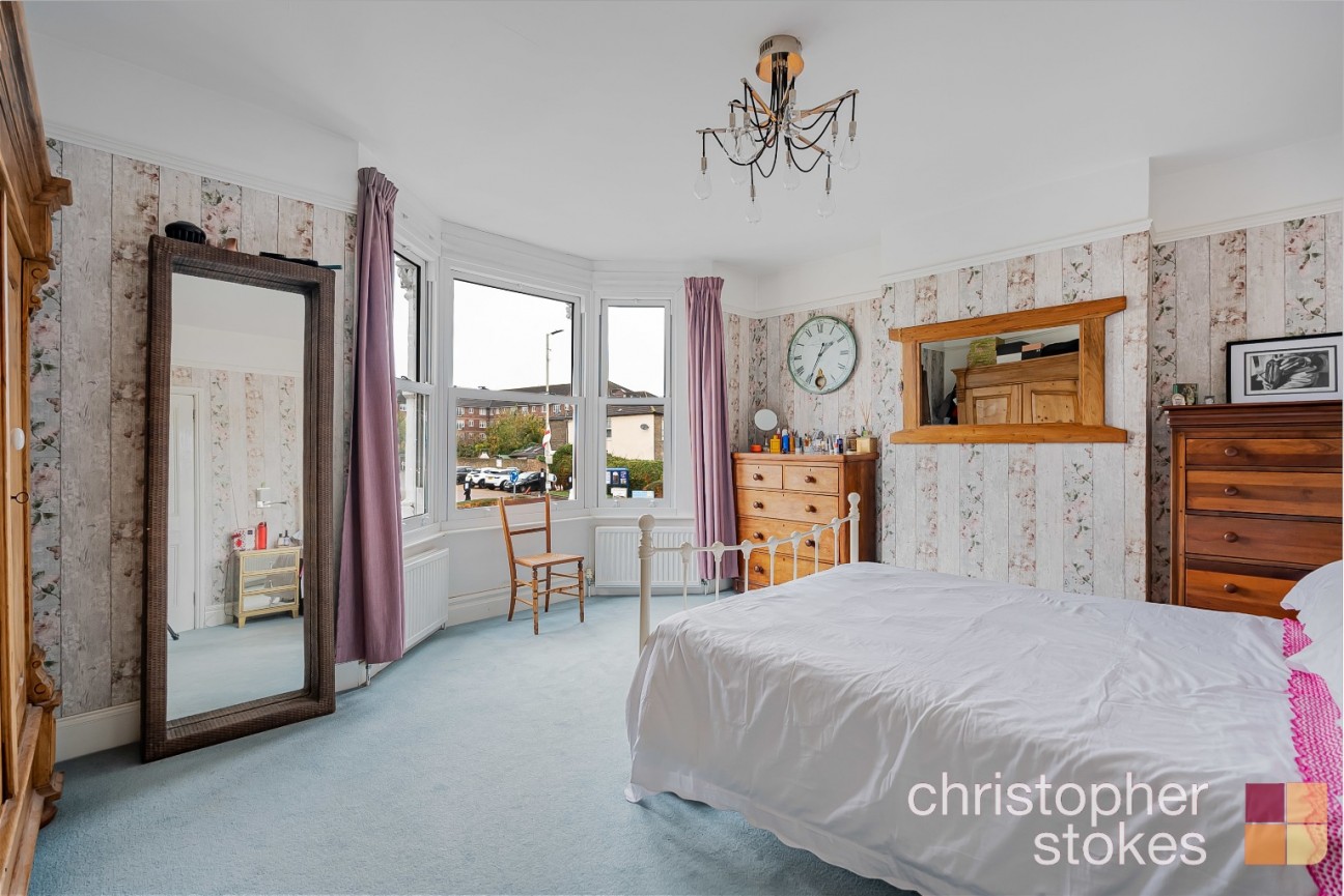 Turners Hill, Cheshunt, Hertfordshire, EN8 8LA