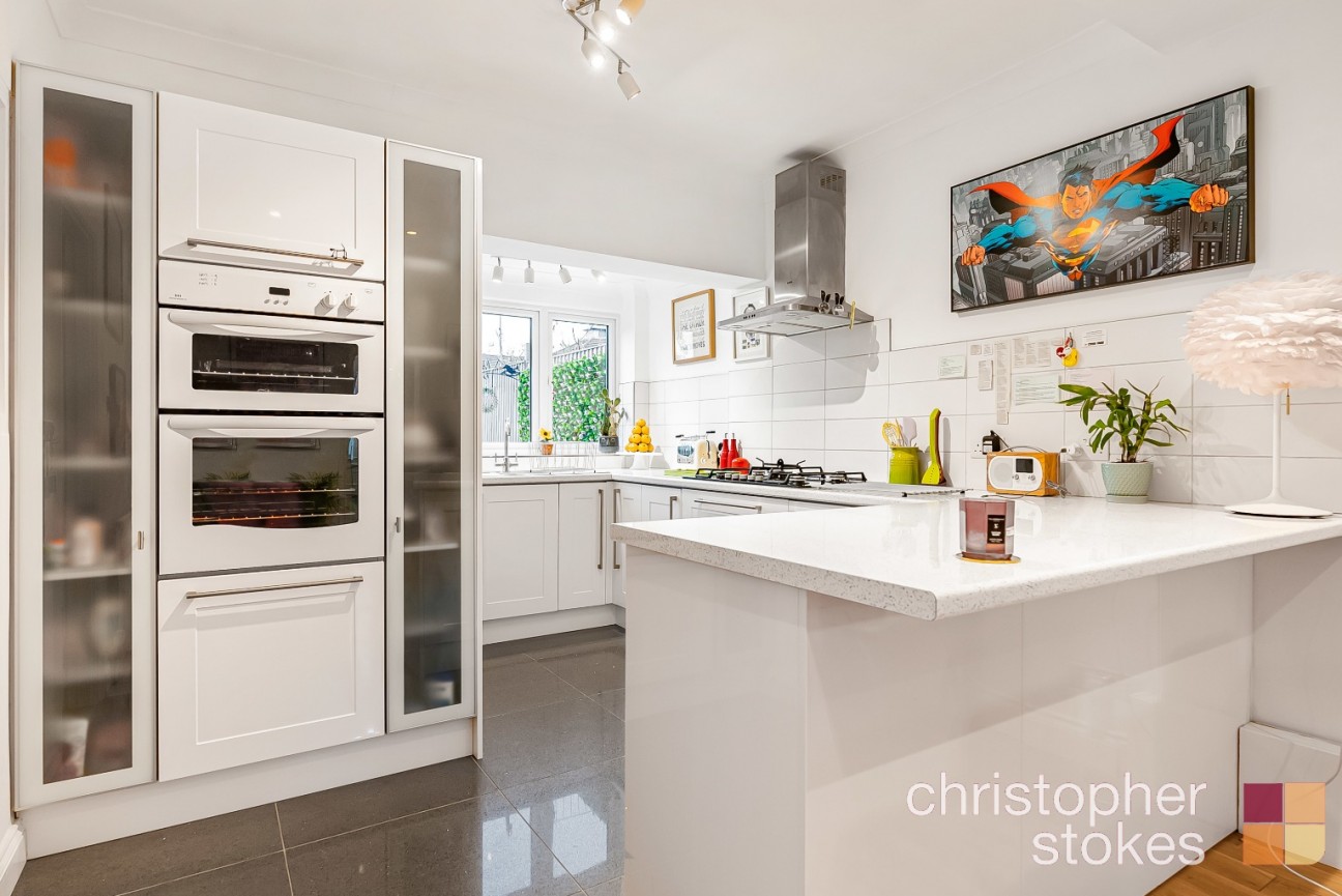 Turners Hill, Cheshunt, Hertfordshire, EN8 8LA