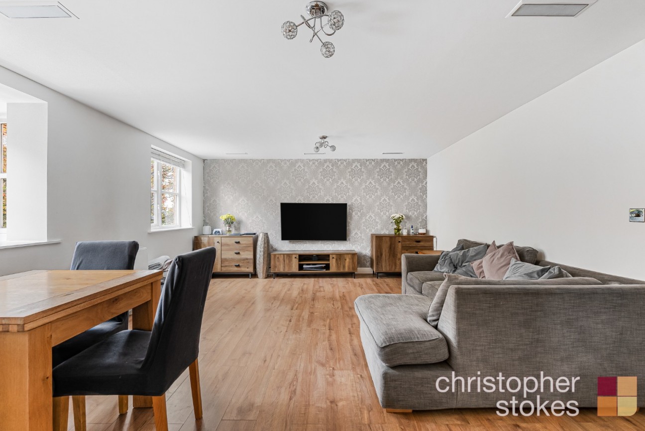 Plomer Avenue, Hoddesdon, Hertfordshire, EN11 9FR